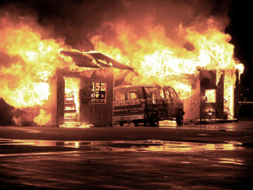 Fire Damage Claim Adjuster in Florida